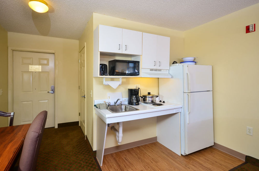 Intown Suites Extended Stay Decatur Al Номер фото